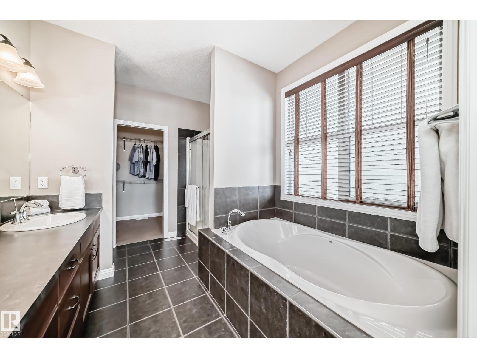2326 Frezenberg Av Nw, Edmonton, Alberta  T5E 5R9 - Photo 38 - E4480223