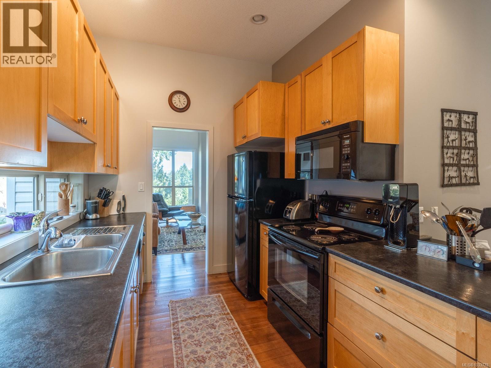 541 Charfinch Pl, Nanaimo, British Columbia  V9T 5A4 - Photo 2 - 1033778