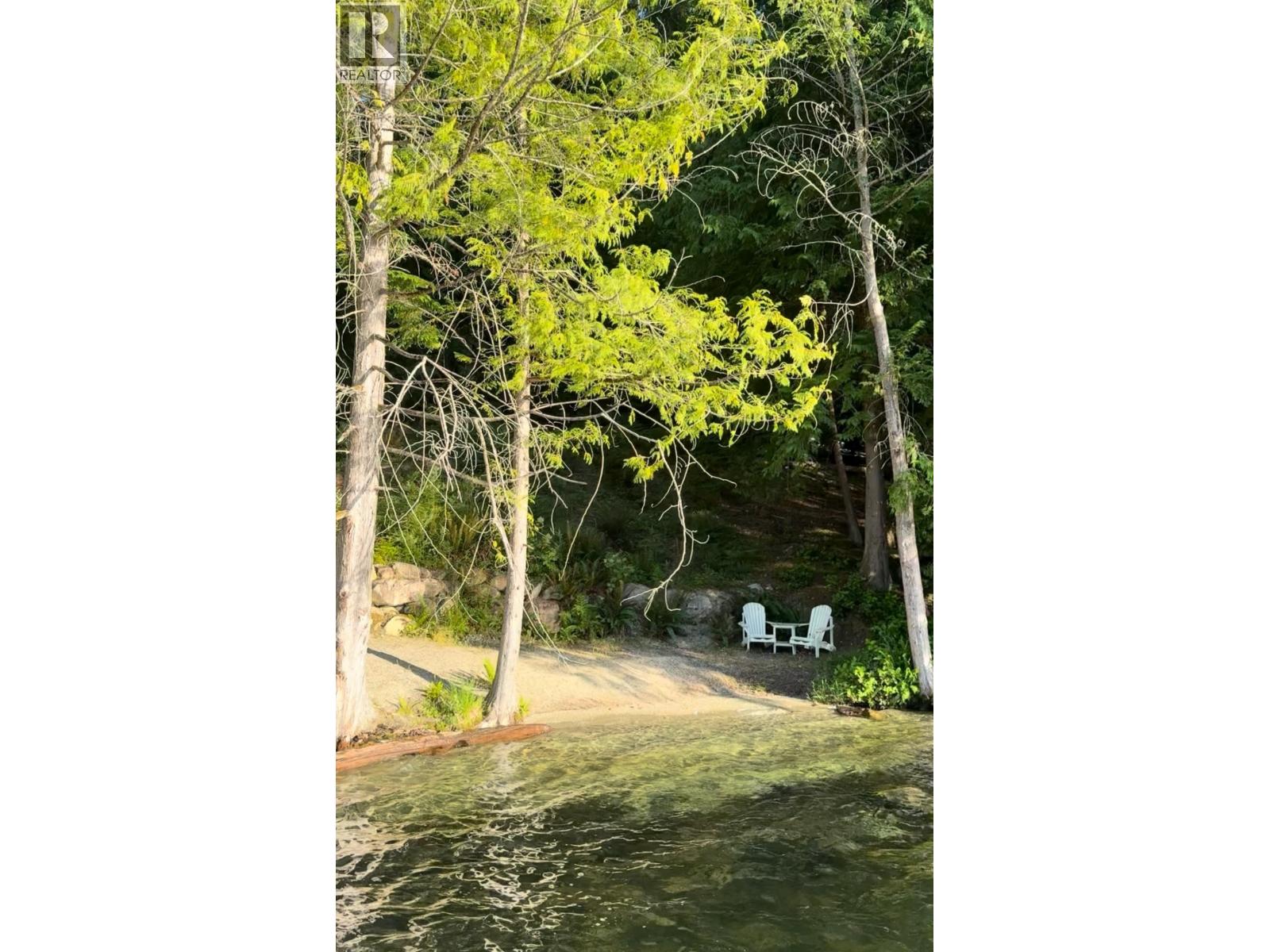 201 7101 Sakinaw Woods Drive, Garden Bay, British Columbia  V0N 1S1 - Photo 9 - R3117326