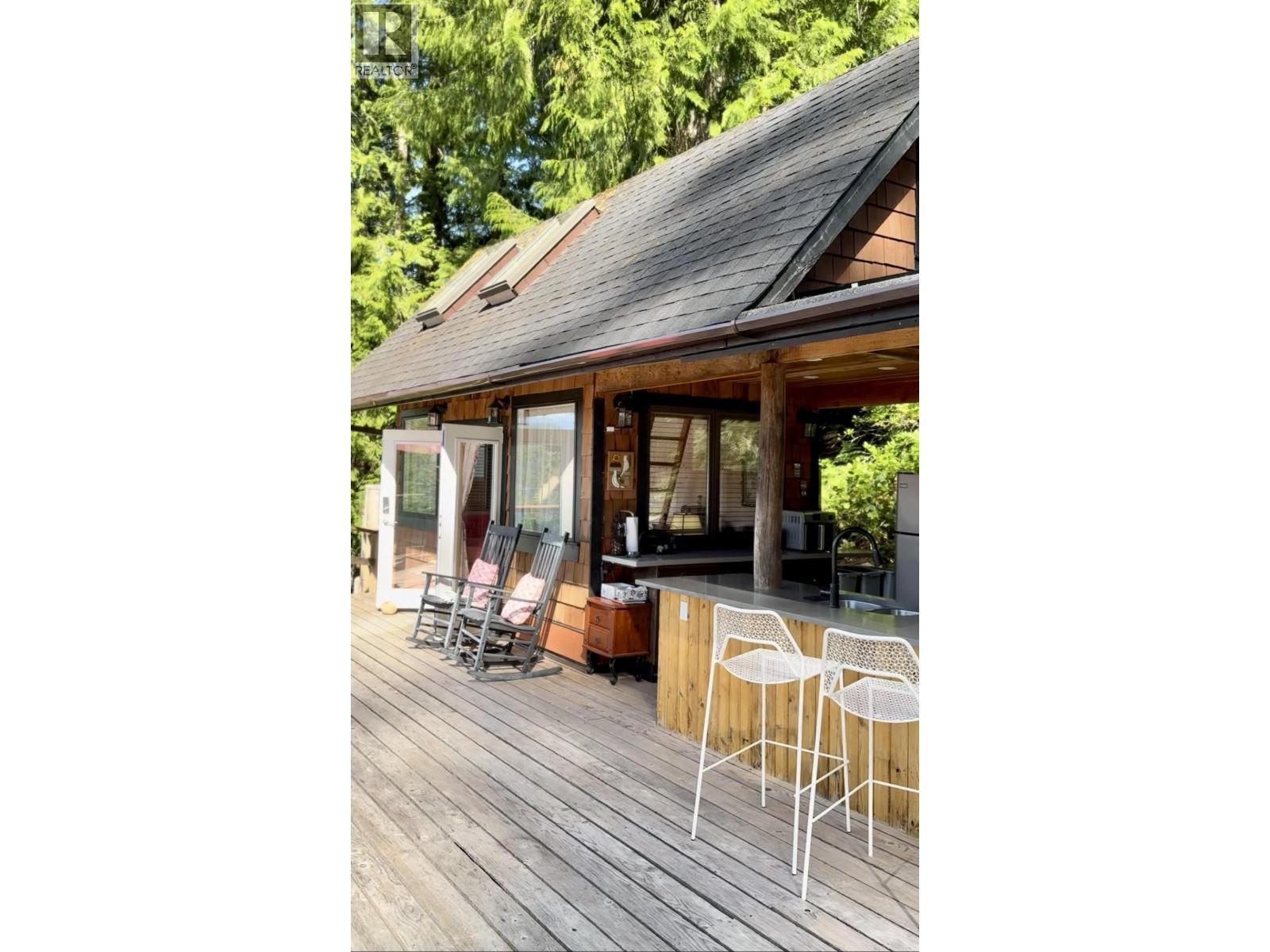 201 7101 Sakinaw Woods Drive, Garden Bay, British Columbia  V0N 1S1 - Photo 16 - R3117326