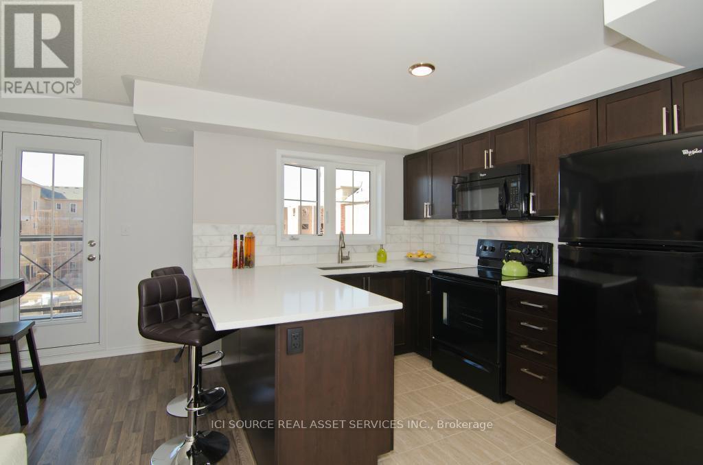 17 - 39 Hays Boulevard, Oakville, Ontario  L6H 0J1 - Photo 3 - W13059242