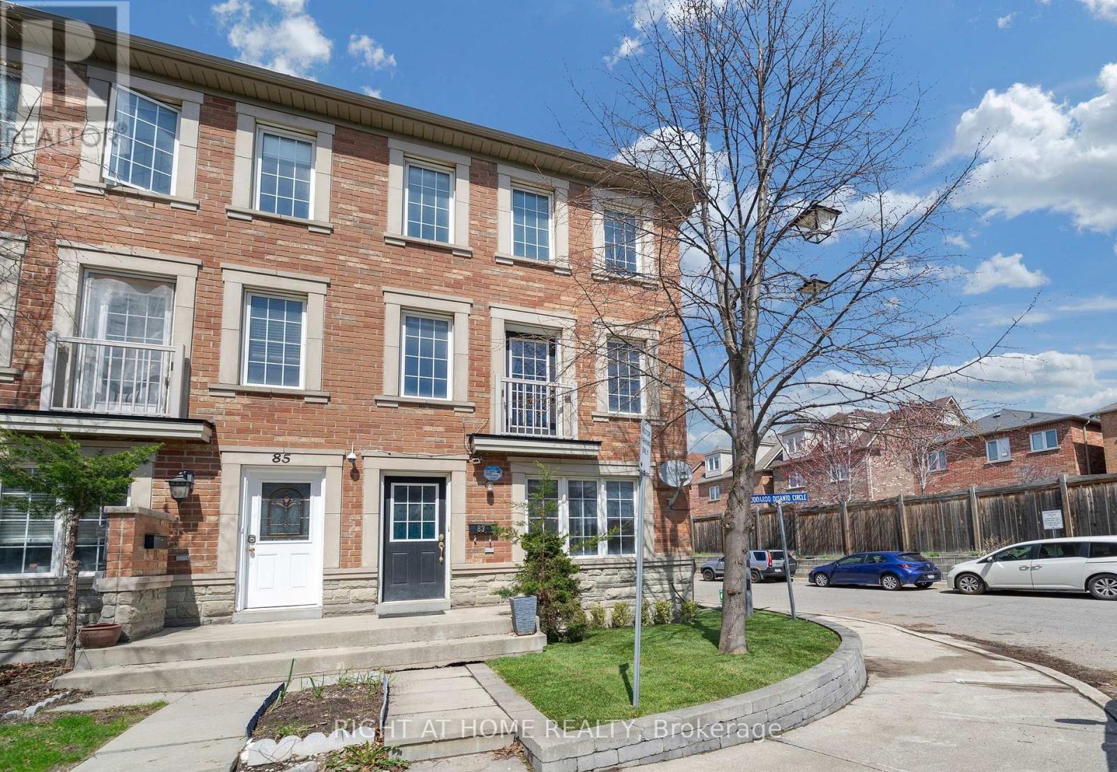 83 ODOARDO DI SANTO CIRCLE, Toronto, Ontario