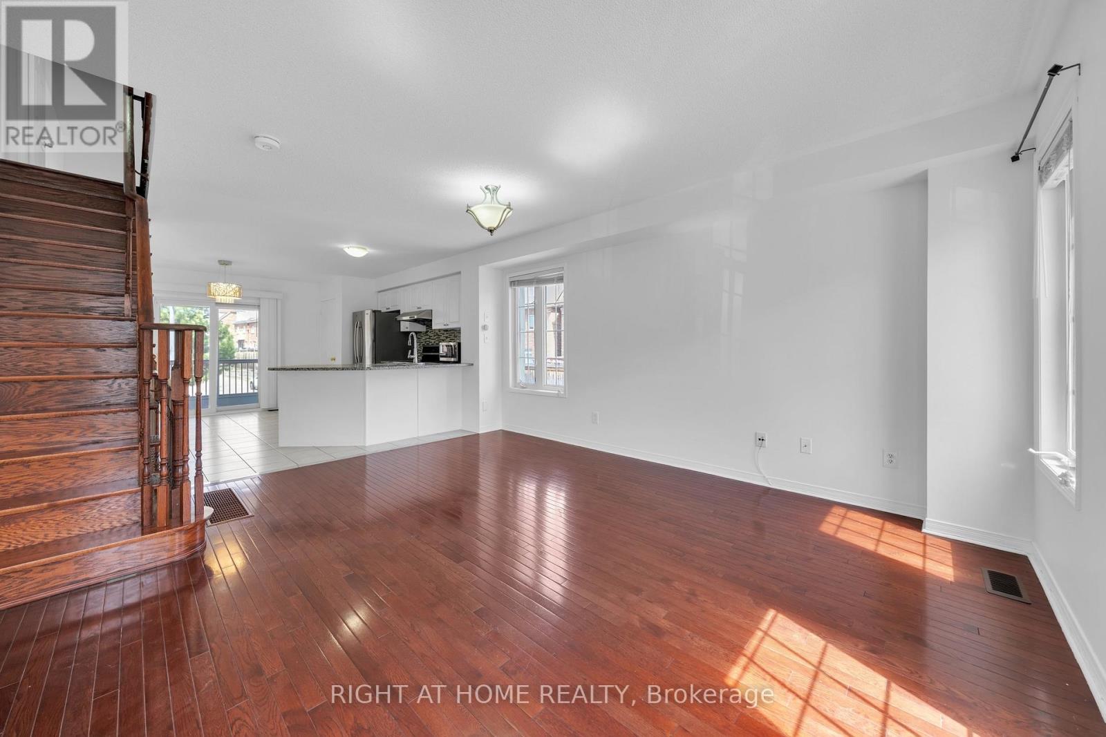 83 Odoardo Di Santo Circle, Toronto, Ontario  M3L 0E9 - Photo 15 - W13059308