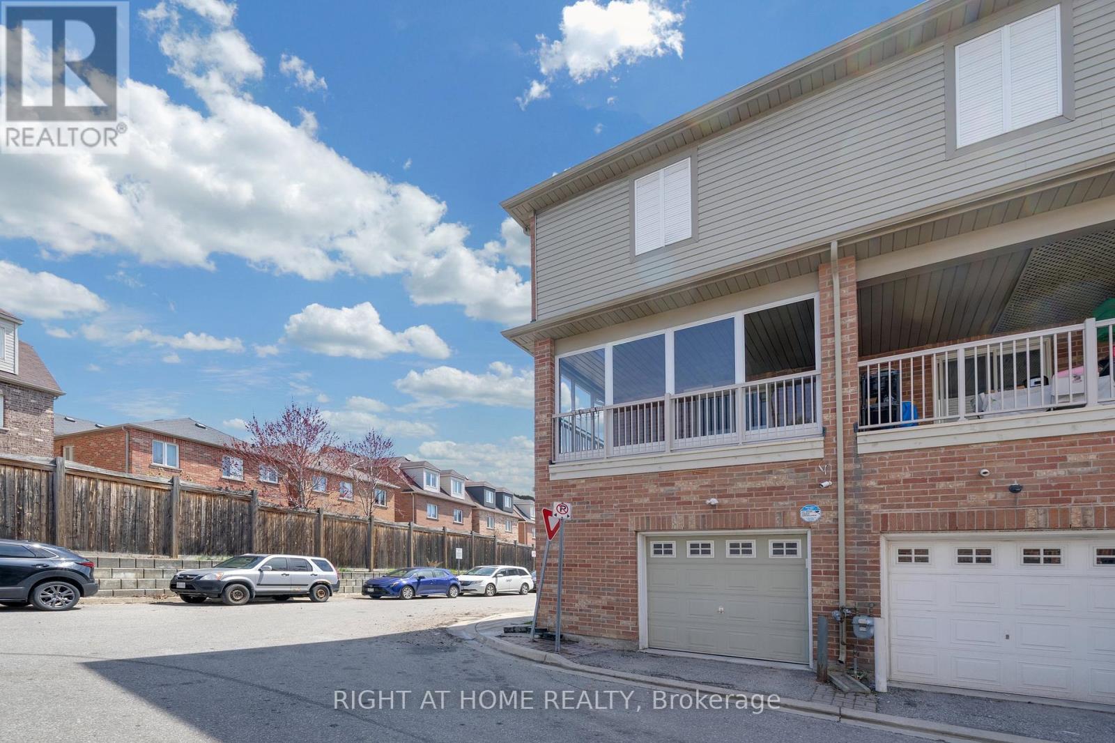 83 Odoardo Di Santo Circle, Toronto, Ontario  M3L 0E9 - Photo 33 - W13059308