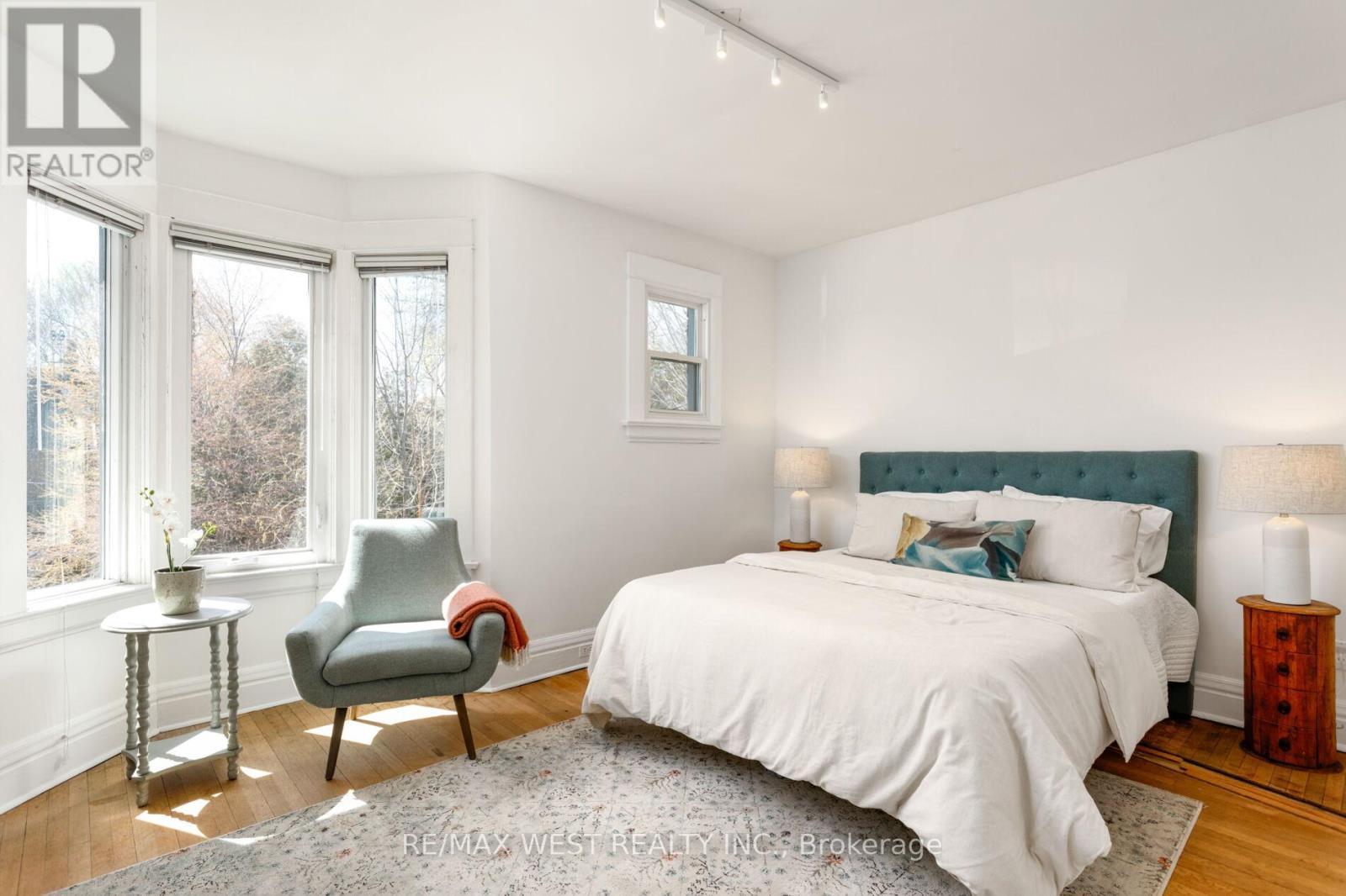 127 Glendale Avenue, Toronto, Ontario  M6R 2T4 - Photo 20 - W13059344