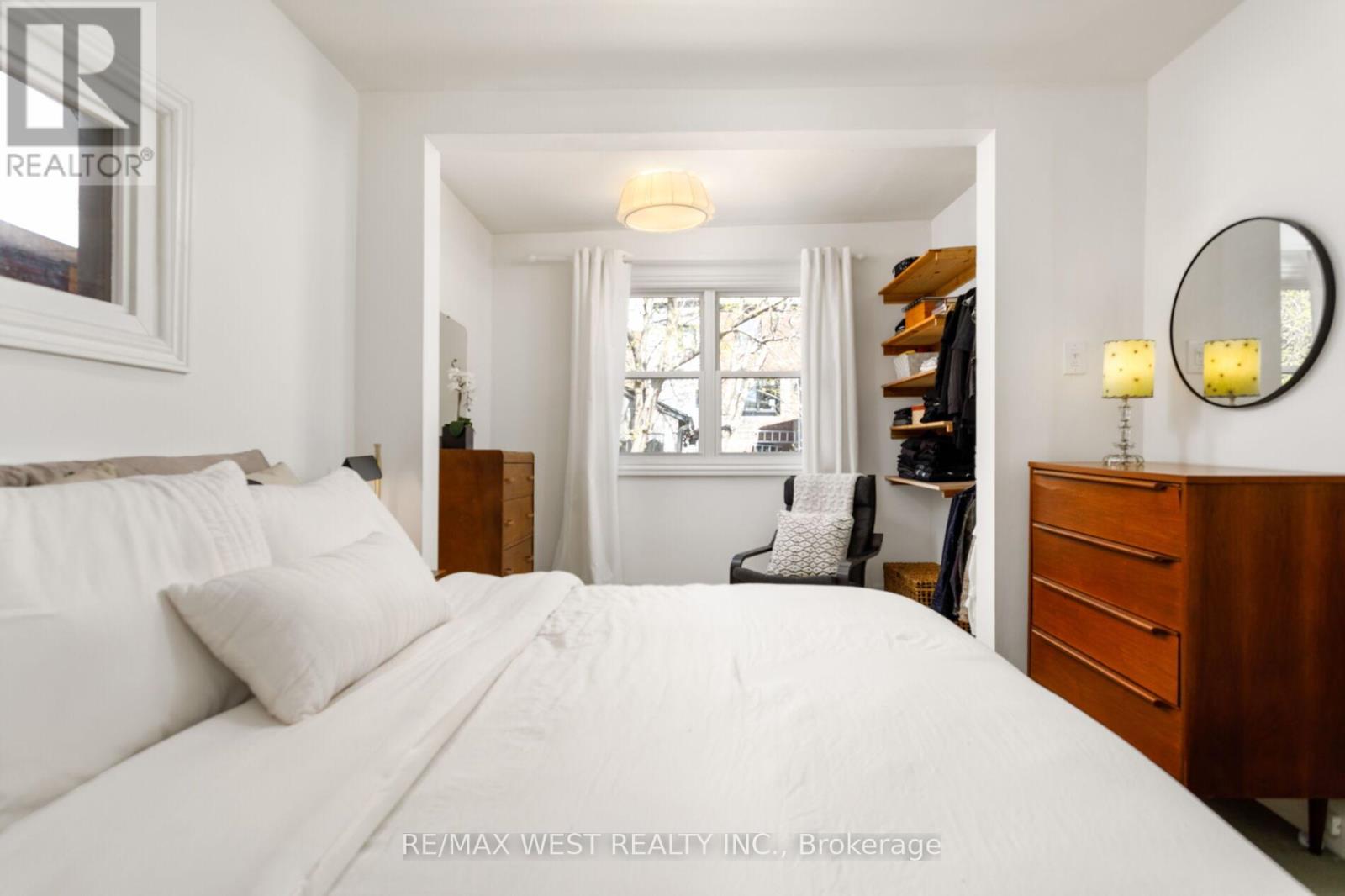 127 Glendale Avenue, Toronto, Ontario  M6R 2T4 - Photo 28 - W13059344