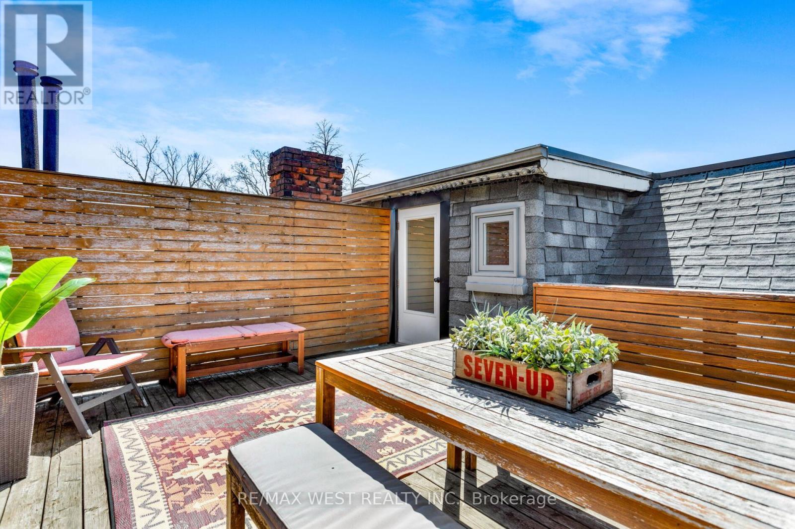 127 Glendale Avenue, Toronto, Ontario  M6R 2T4 - Photo 38 - W13059344