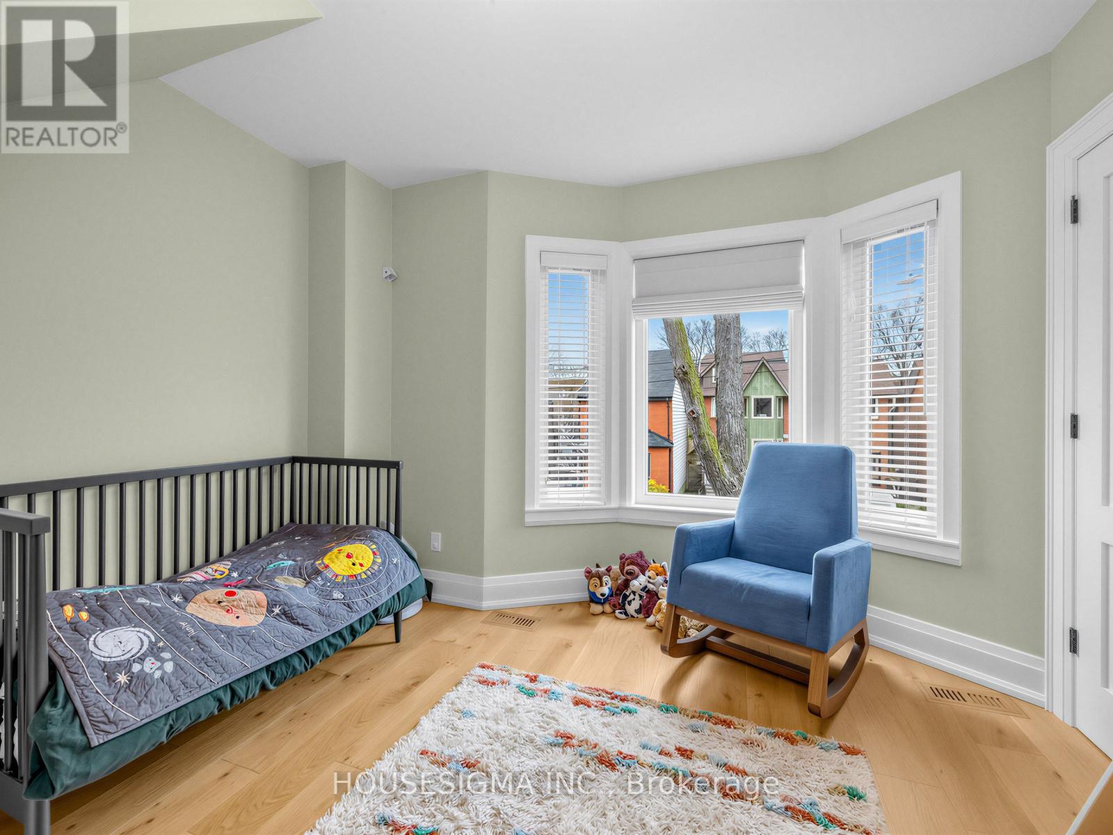 60 Fuller Avenue, Toronto, Ontario  M6R 2C3 - Photo 20 - W13059386