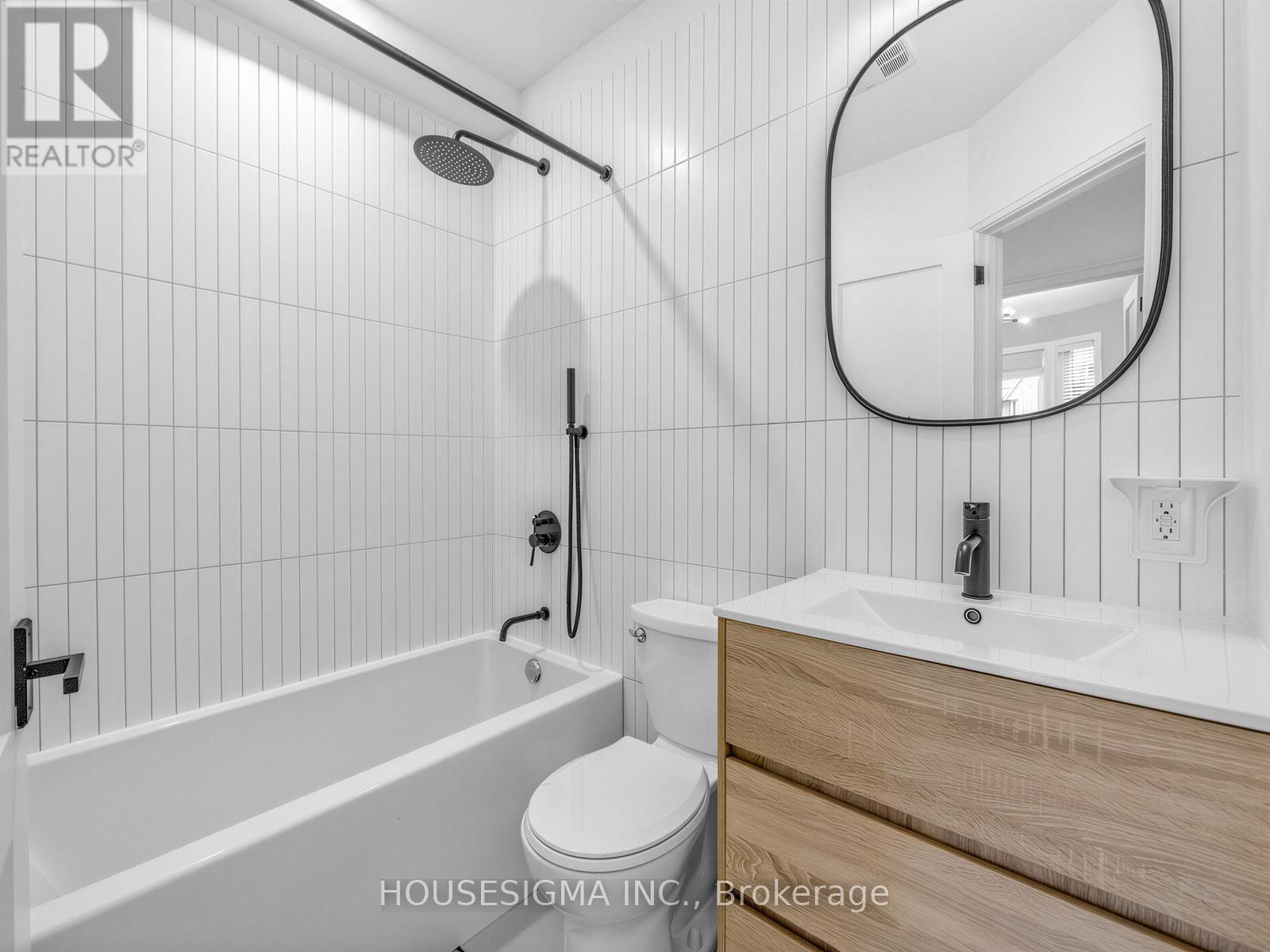 60 Fuller Avenue, Toronto, Ontario  M6R 2C3 - Photo 21 - W13059386