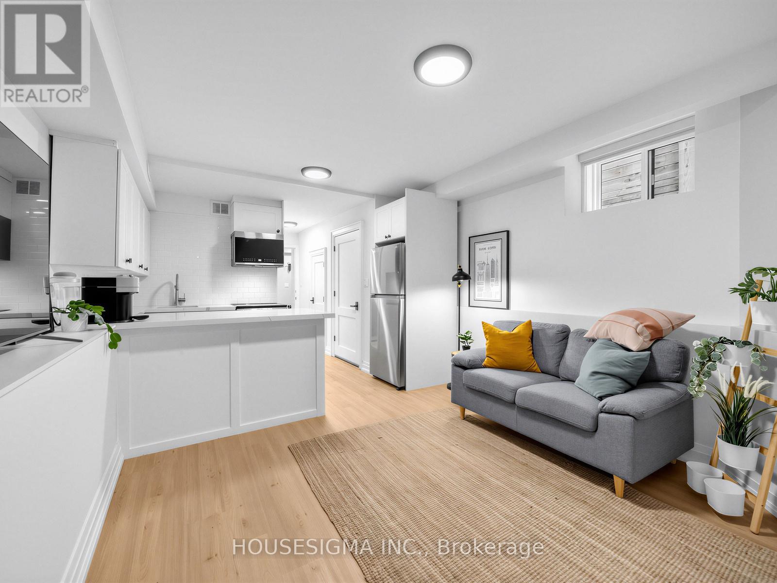 60 Fuller Avenue, Toronto, Ontario  M6R 2C3 - Photo 27 - W13059386