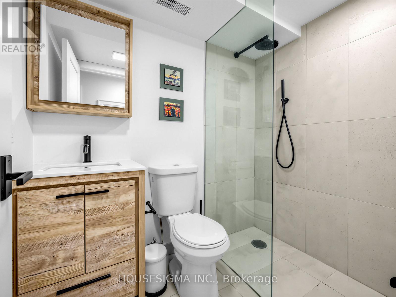 60 Fuller Avenue, Toronto, Ontario  M6R 2C3 - Photo 31 - W13059386