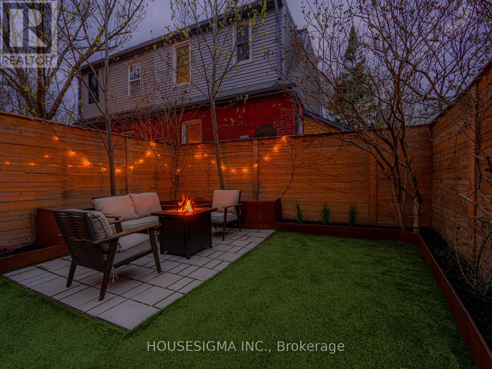 60 Fuller Avenue, Toronto, Ontario  M6R 2C3 - Photo 41 - W13059386