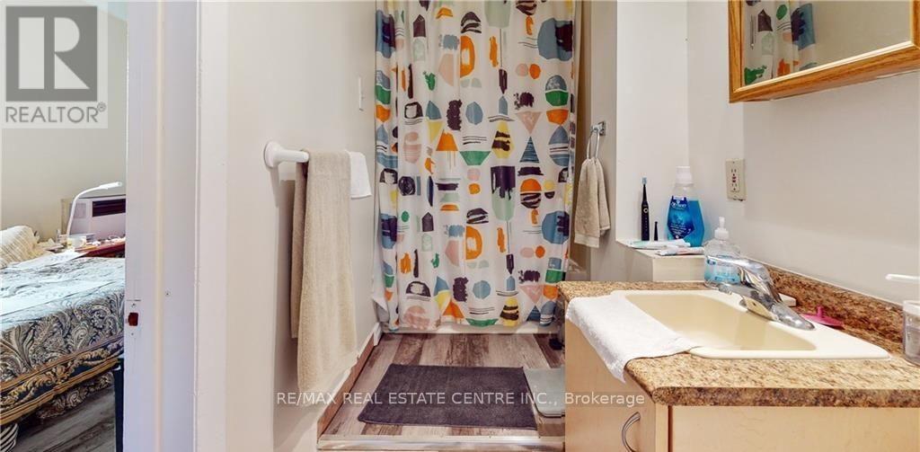 9 Mill Street W, Halton Hills, Ontario  L7J 1G3 - Photo 18 - W13059444