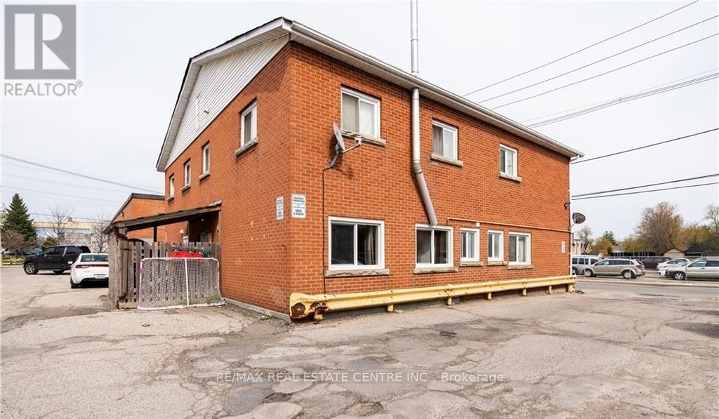 9 Mill Street W, Halton Hills, Ontario  L7J 1G3 - Photo 2 - W13059444