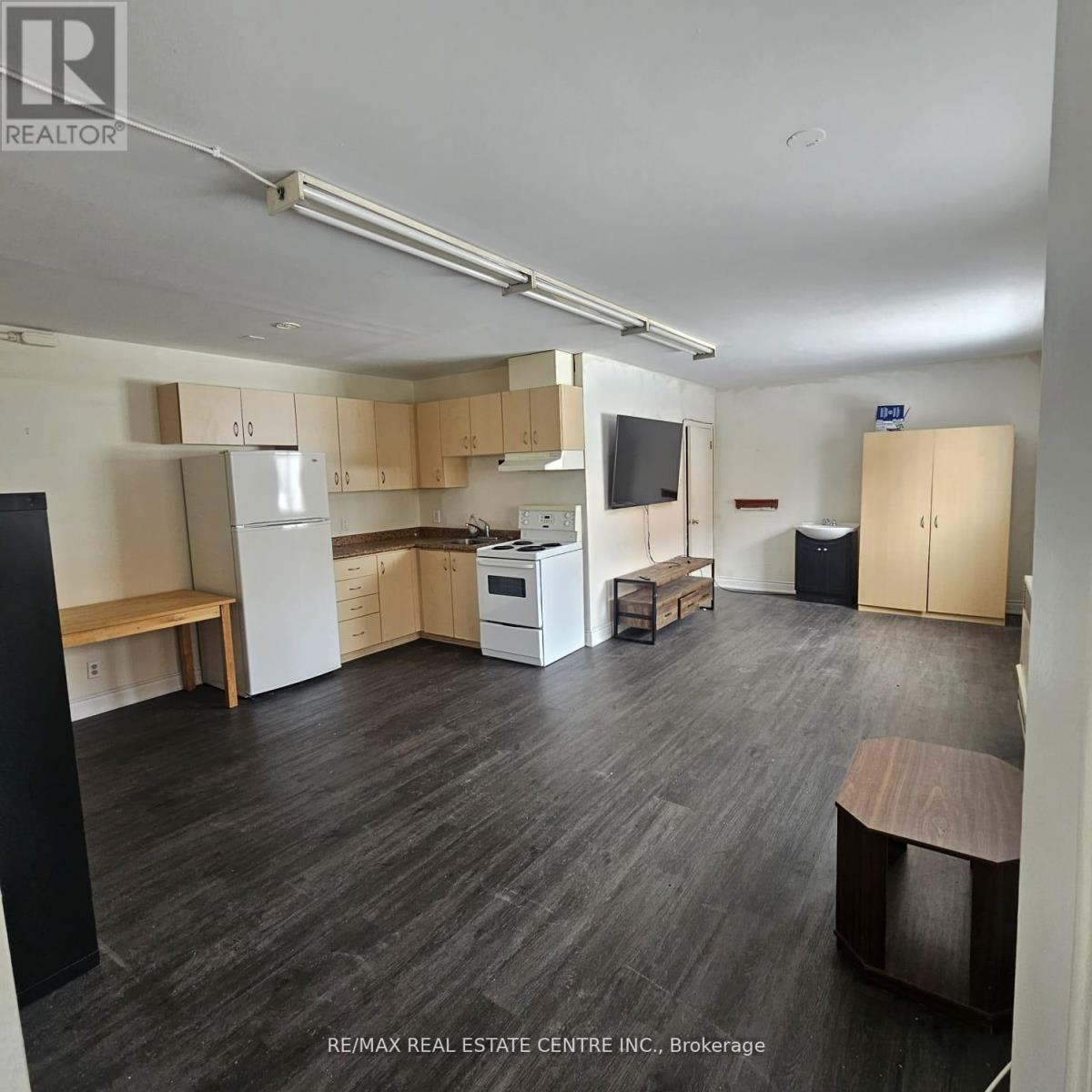 9 Mill Street W, Halton Hills, Ontario  L7J 1G3 - Photo 28 - W13059444