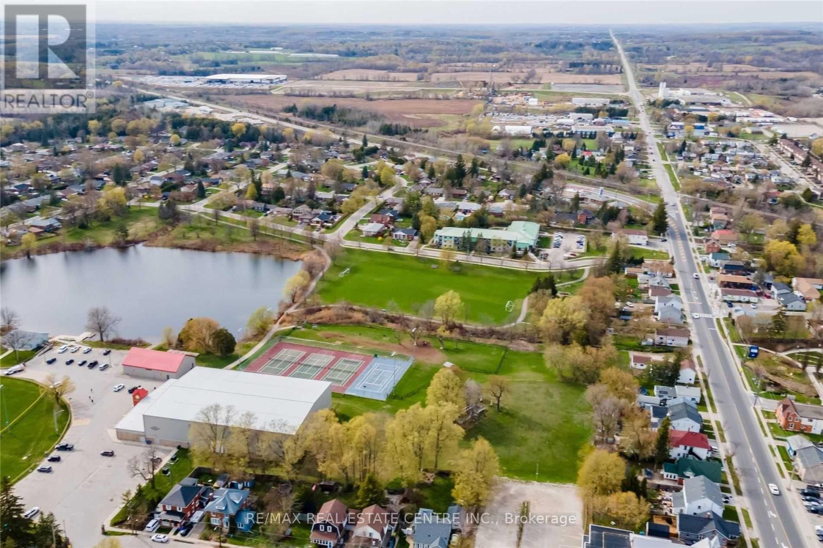 9 Mill Street W, Halton Hills, Ontario  L7J 1G3 - Photo 32 - W13059444