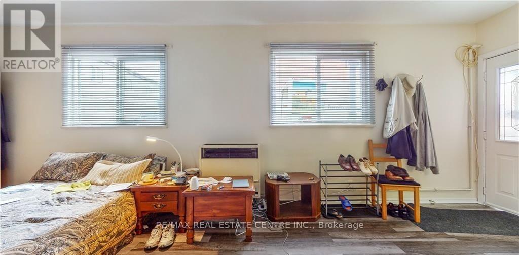 9 Mill Street W, Halton Hills, Ontario  L7J 1G3 - Photo 9 - W13059444