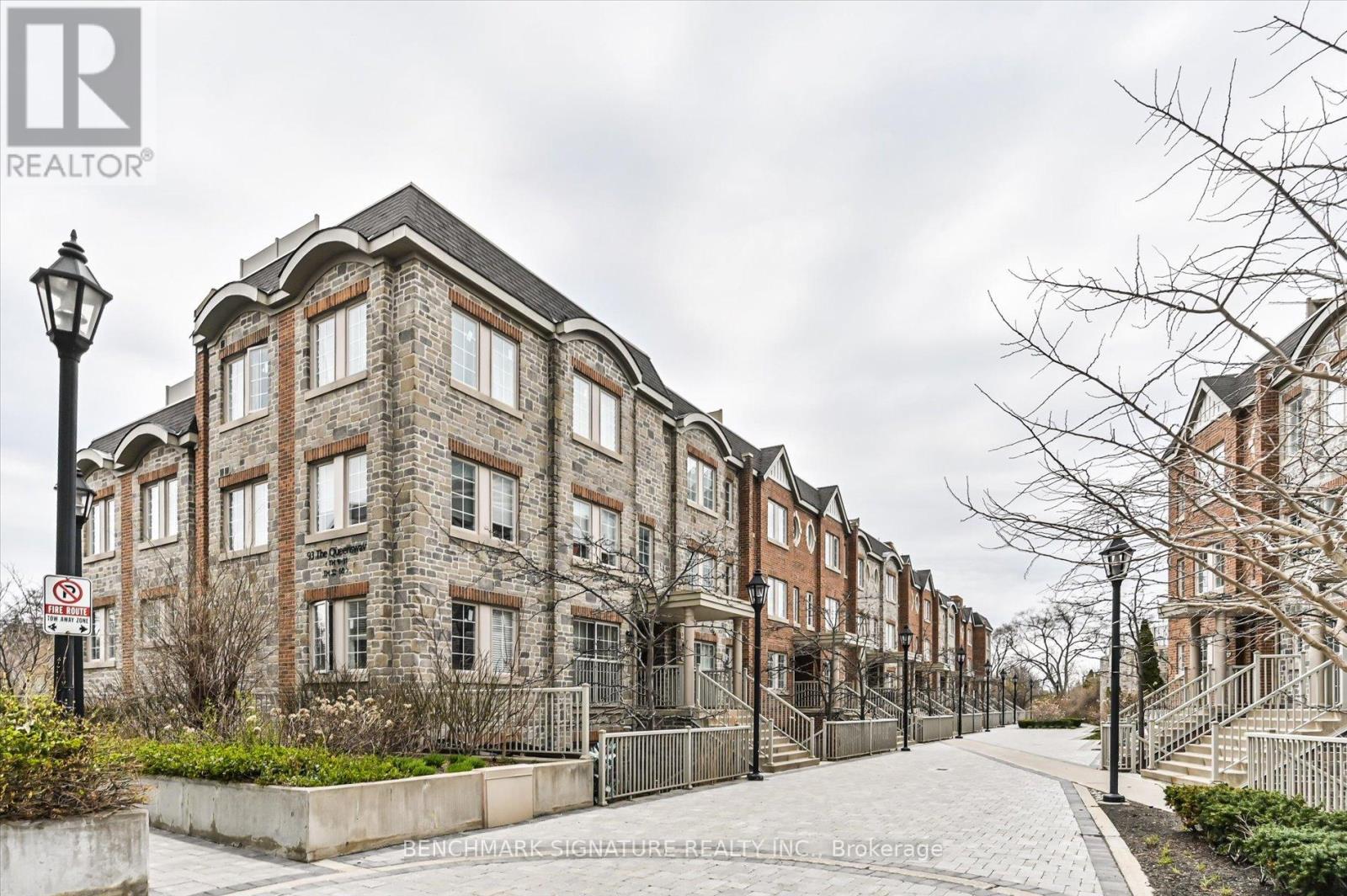 Th40 - 93 The Queensway Avenue, Toronto, Ontario  M6S 5A7 - Photo 1 - W13059464