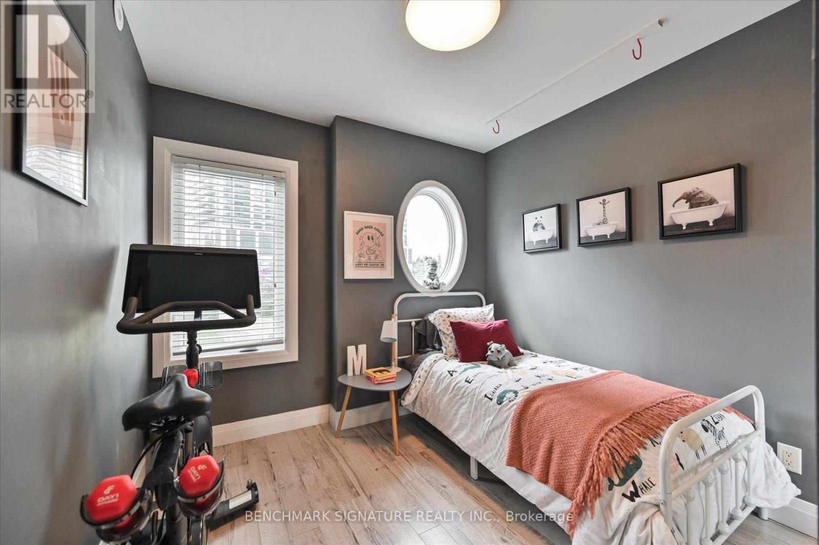 Th40 - 93 The Queensway Avenue, Toronto, Ontario  M6S 5A7 - Photo 21 - W13059464