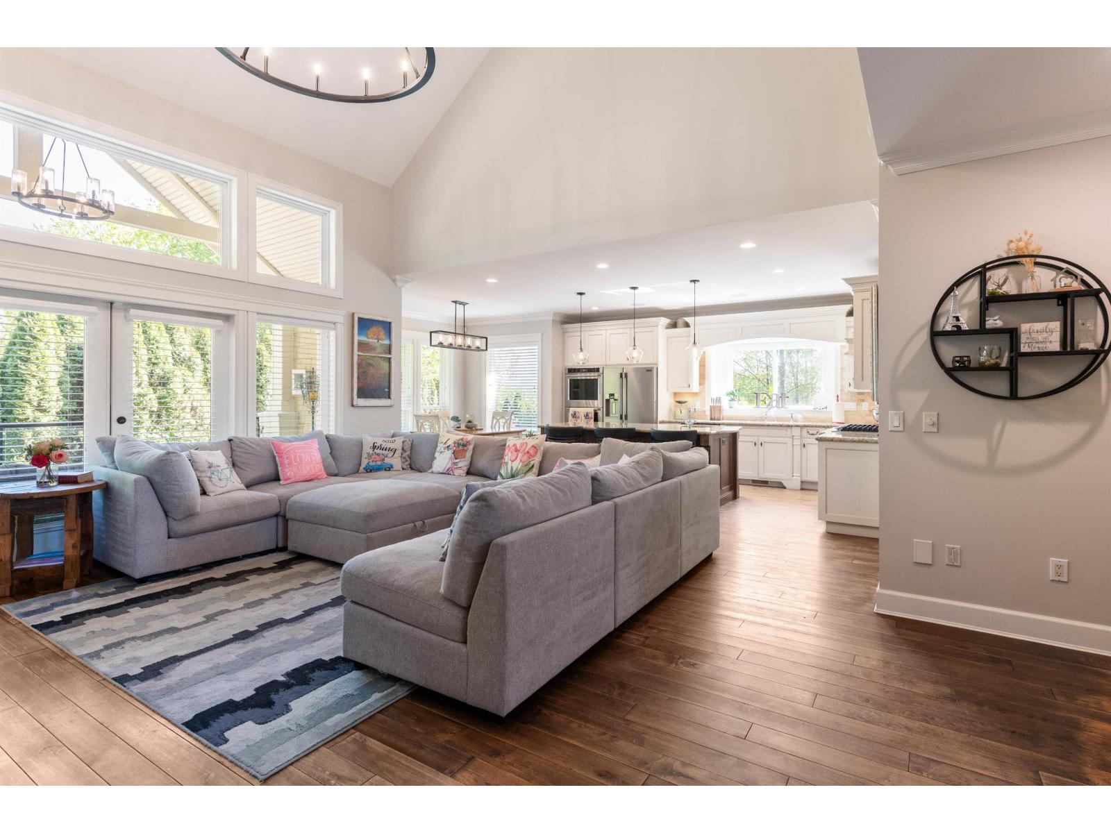 5848 163b Street, Surrey, British Columbia  V3S 4Y5 - Photo 5 - R3116192