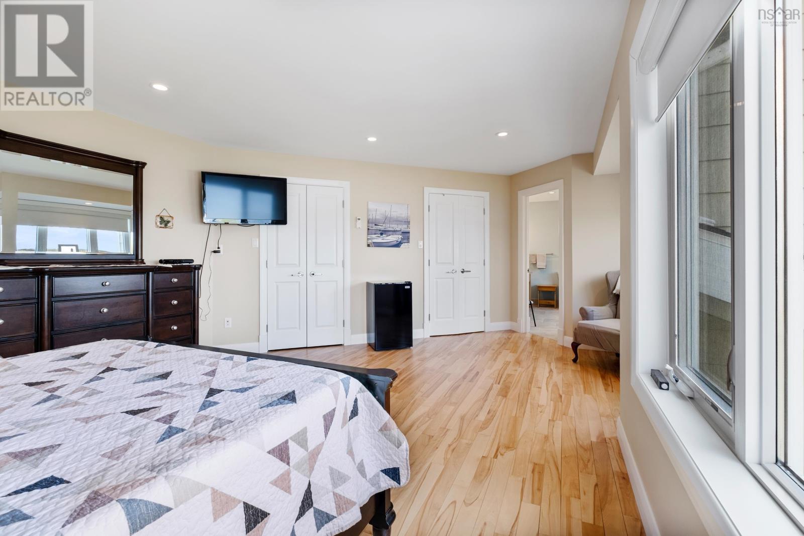 89 Bastion Avenue, Louisbourg, Nova Scotia  B1C 0A1 - Photo 32 - 202600441