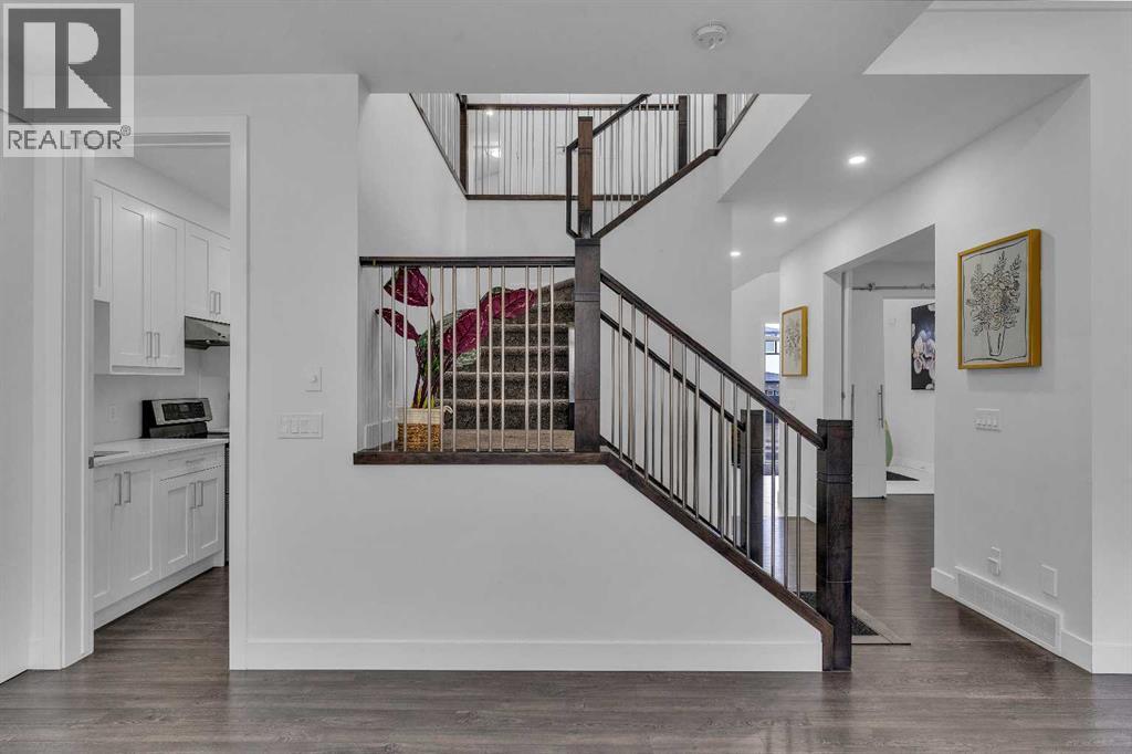 205 Kinniburgh Cove, Chestermere, Alberta  T1X 0Y6 - Photo 9 - A2306295