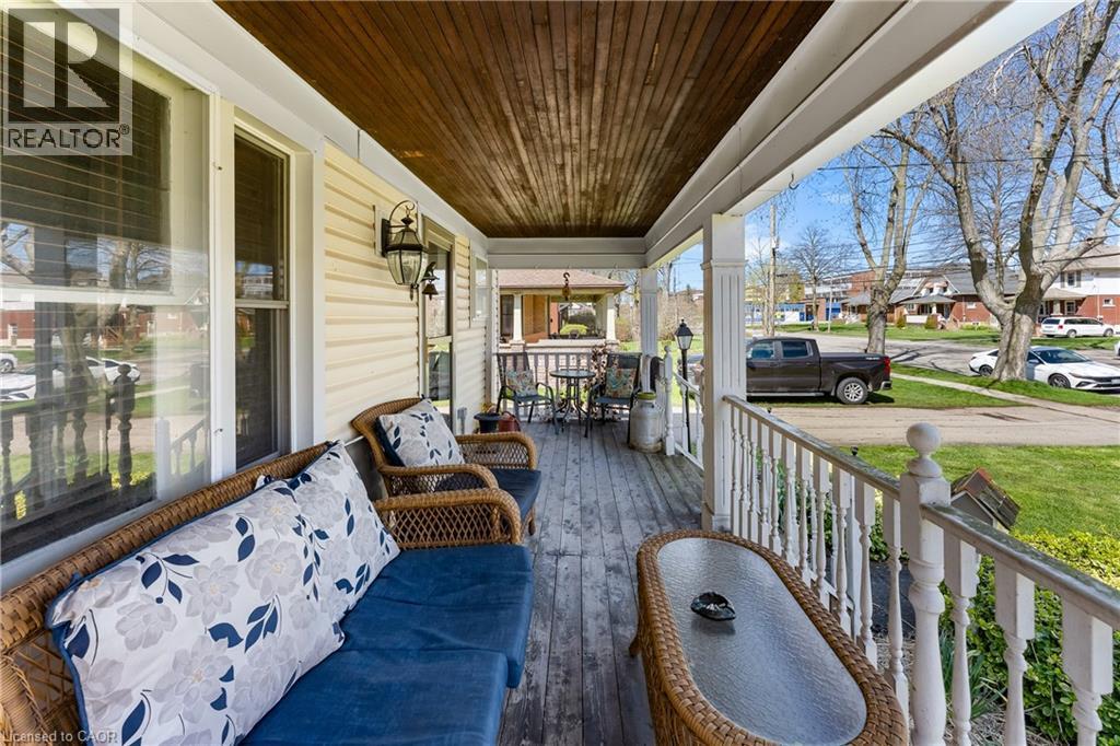 122 Elgin Street, Port Colborne, Ontario  L3K 3K2 - Photo 8 - 40825411