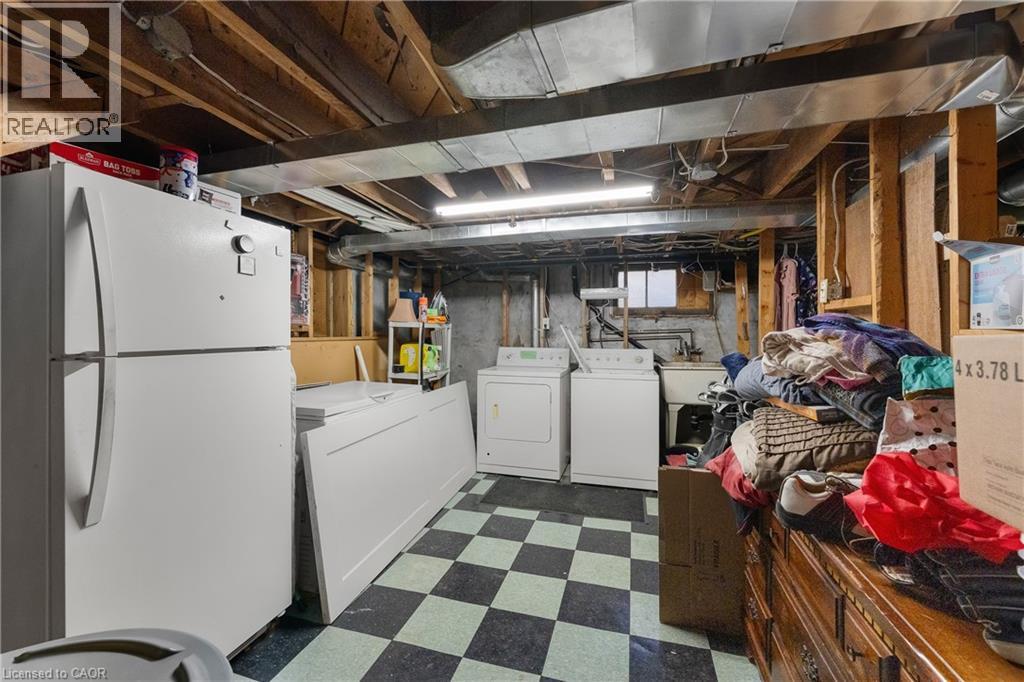 122 Elgin Street, Port Colborne, Ontario  L3K 3K2 - Photo 48 - 40825411