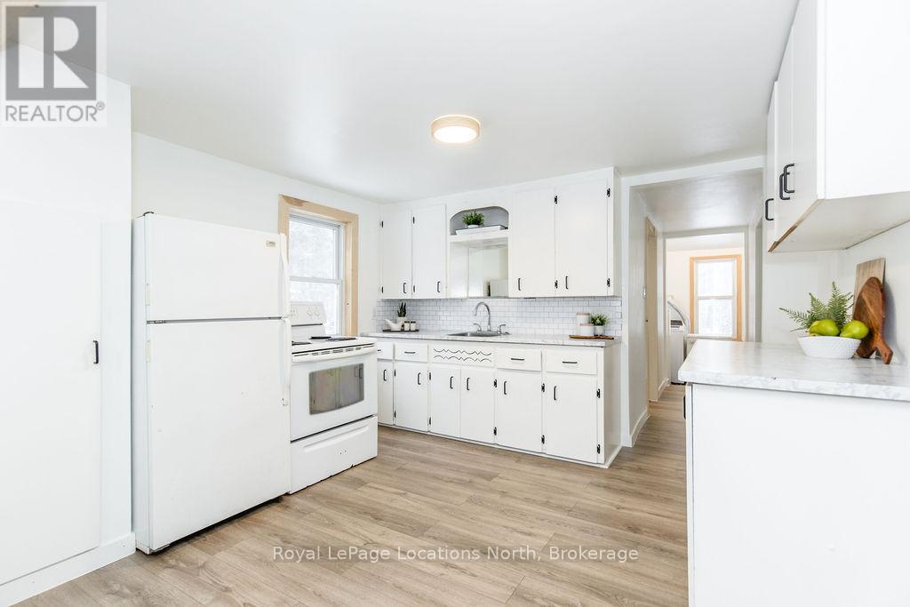 80 Concession 8 Road E, Tiny, Ontario  L0L 2J0 - Photo 5 - S12780642