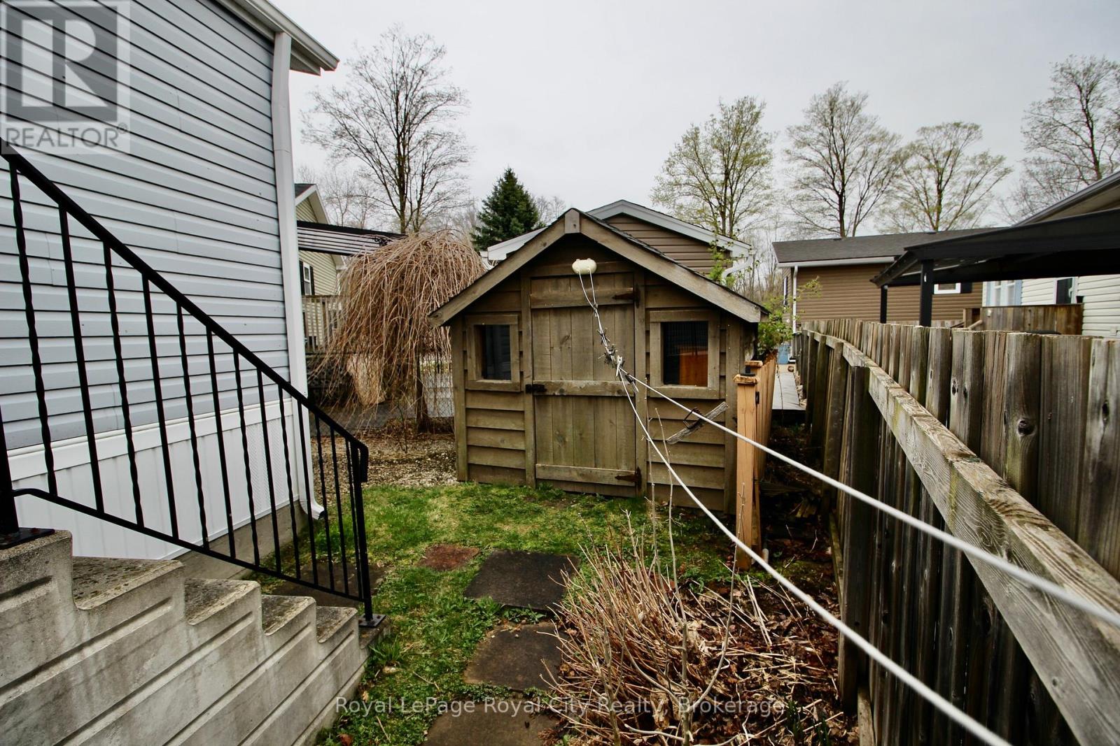 6 Olympia Avenue, Puslinch, Ontario  N0B 2C0 - Photo 25 - X12747466