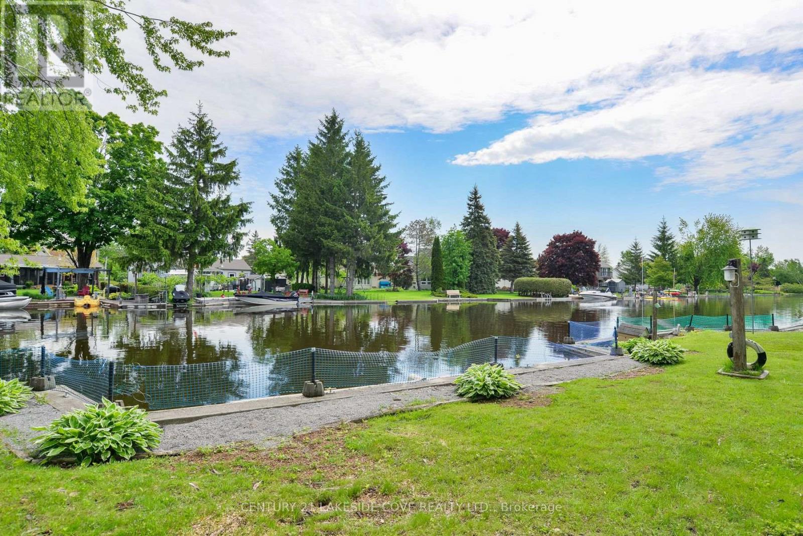 9 Pinetree Court, Ramara, Ontario  L0K 1B0 - Photo 3 - S12863598