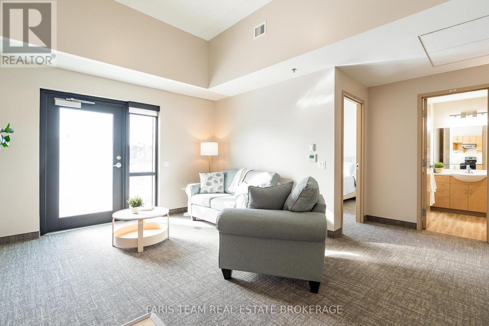 A12 - 301 Junction Road, Clearview, Ontario  L0M 1S0 - Photo 15 - S13032610