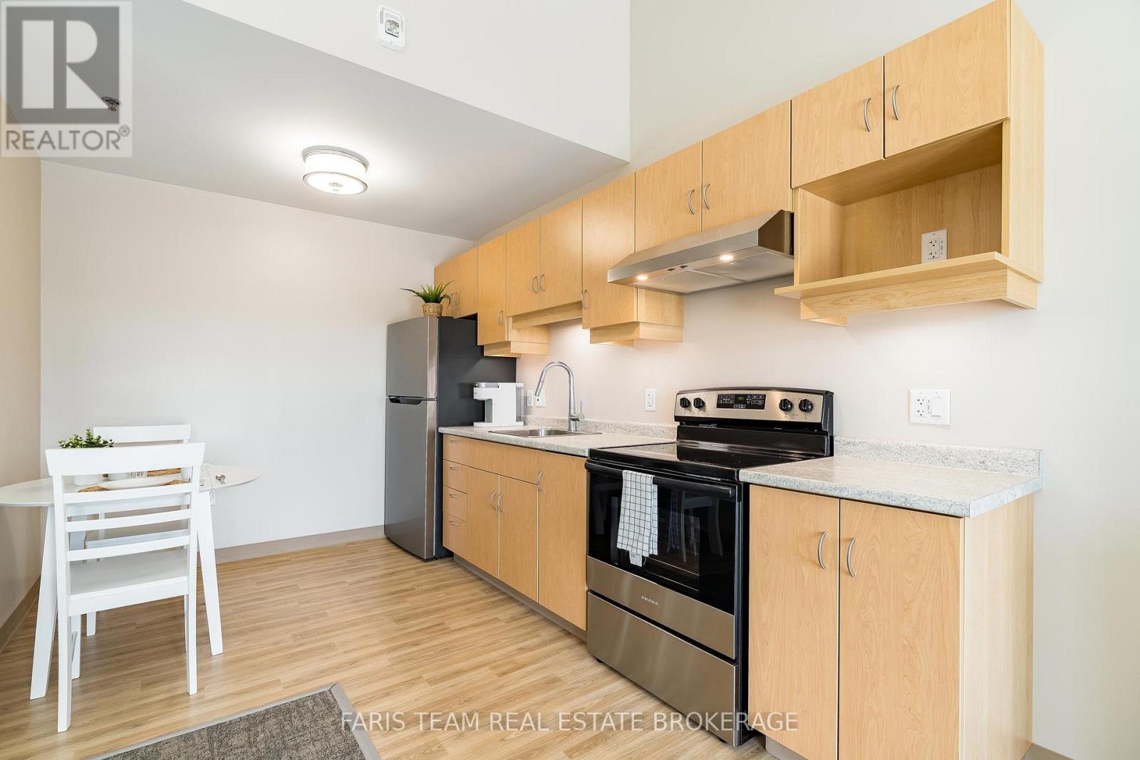 A12 - 301 Junction Road, Clearview, Ontario  L0M 1S0 - Photo 7 - S13032610