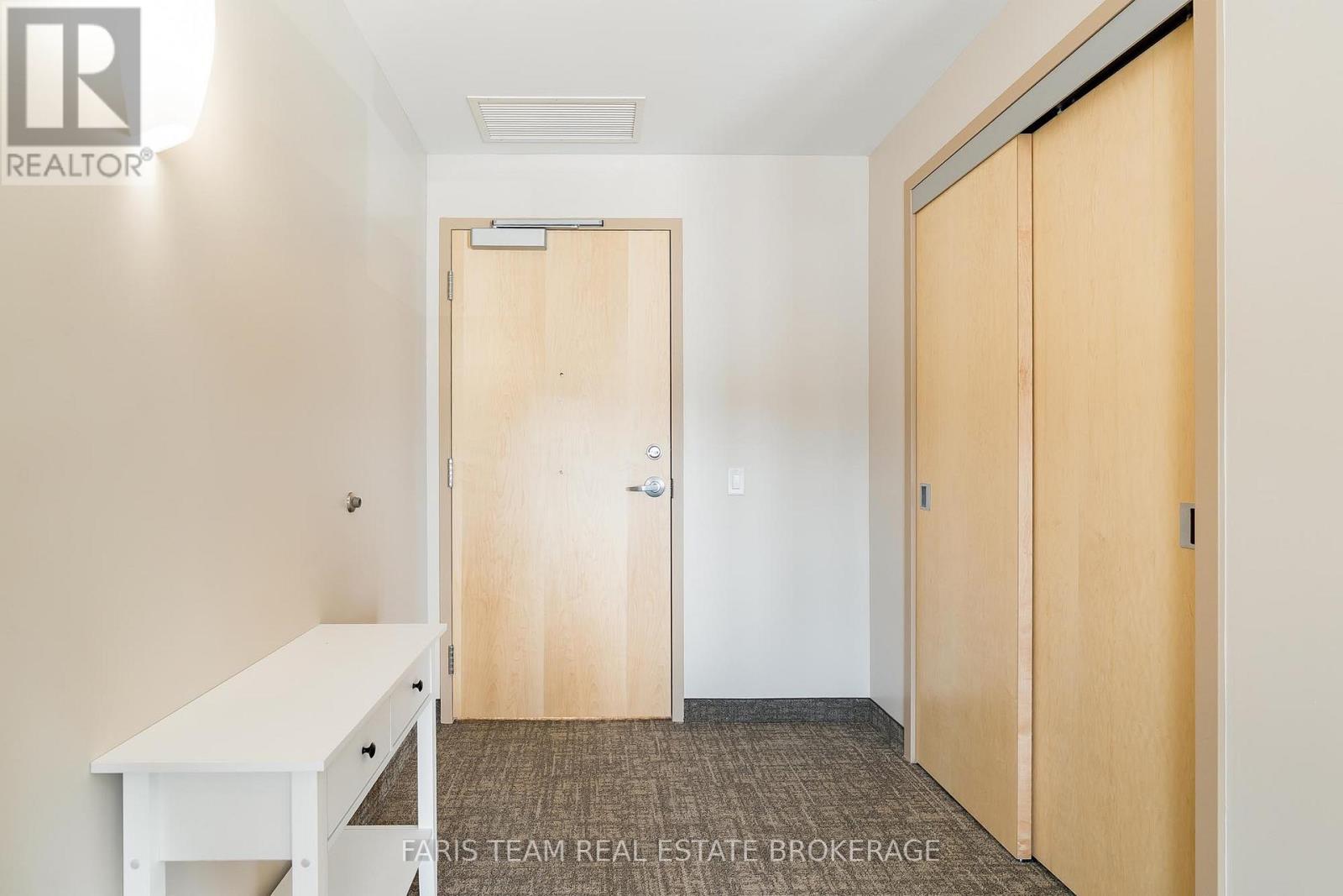 A12 - 301 Junction Road, Clearview, Ontario  L0M 1S0 - Photo 4 - S13032610