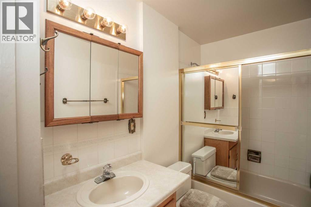 1 Sands Crescent, Rochon Sands, Alberta  T0C 3B0 - Photo 16 - A2303936