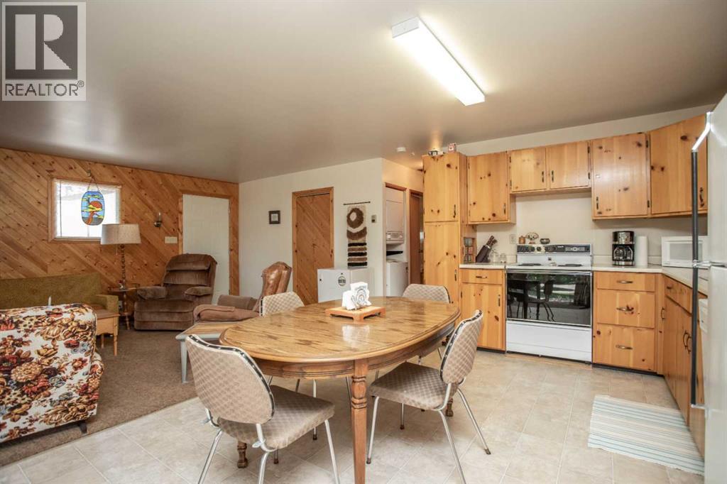 1 Sands Crescent, Rochon Sands, Alberta  T0C 3B0 - Photo 5 - A2303936