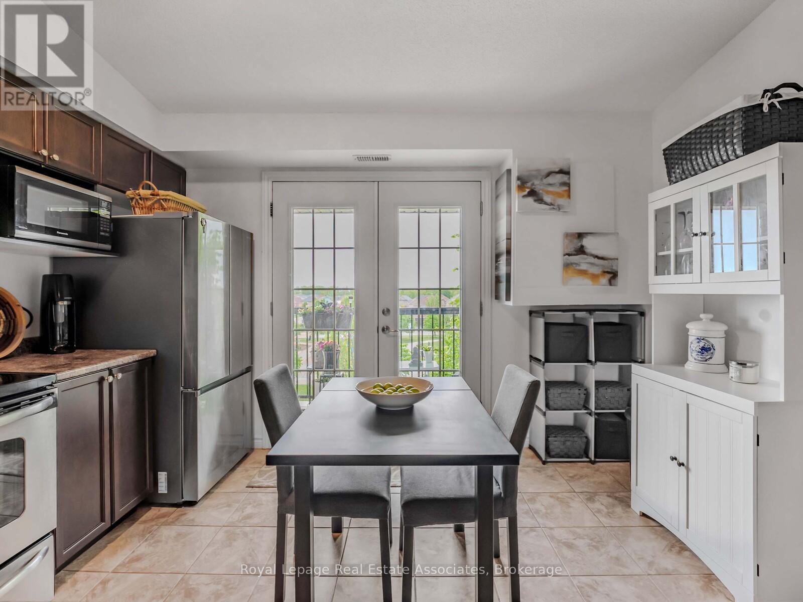 405 - 1390 Main Street E, Milton, Ontario  L9T 7S9 - Photo 9 - W12945616