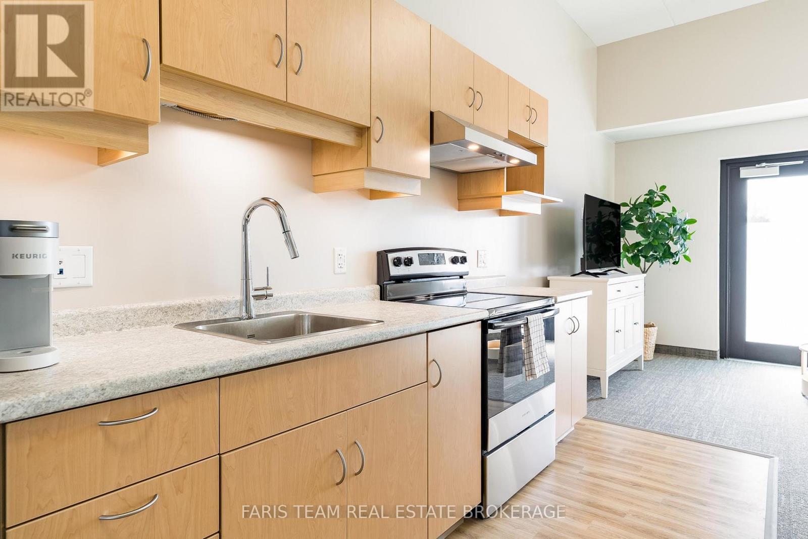 A12 - 301 Junction Road, Clearview, Ontario  L0M 1S0 - Photo 8 - S13032610