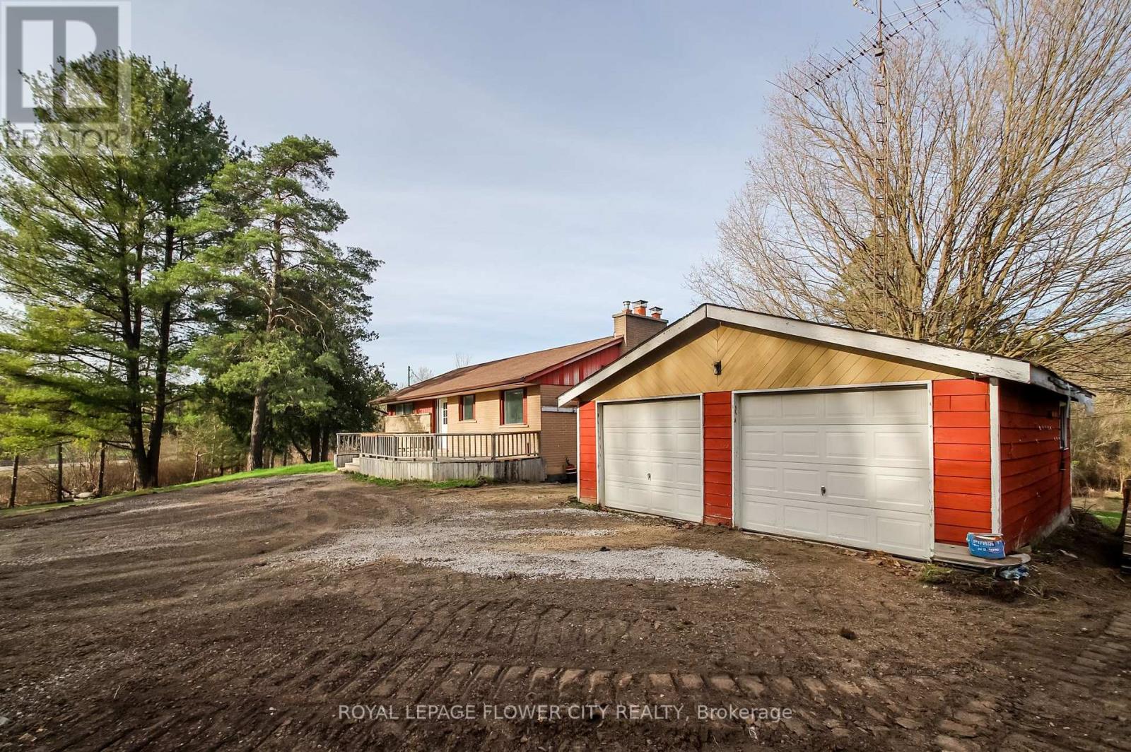 7555 Old Church Road, Caledon, Ontario  L7E 0P5 - Photo 4 - W13058188