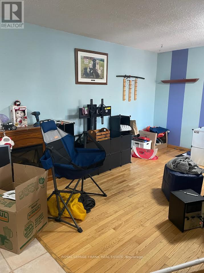 26 - 101 Dovedale Drive, Whitby, Ontario  L1N 1Z7 - Photo 10 - E13054556