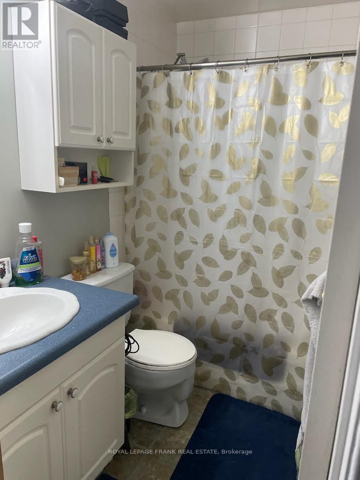 26 - 101 Dovedale Drive, Whitby, Ontario  L1N 1Z7 - Photo 11 - E13054556