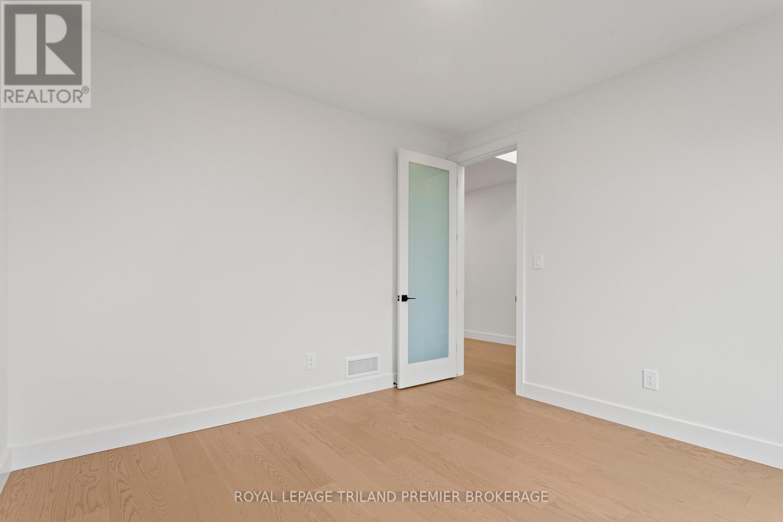 4197 Fallingbrook Road, London South, Ontario  N6P 0H8 - Photo 25 - X12852336