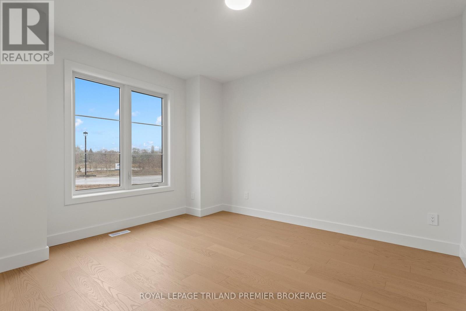 4197 Fallingbrook Road, London South, Ontario  N6P 0H8 - Photo 26 - X12852336