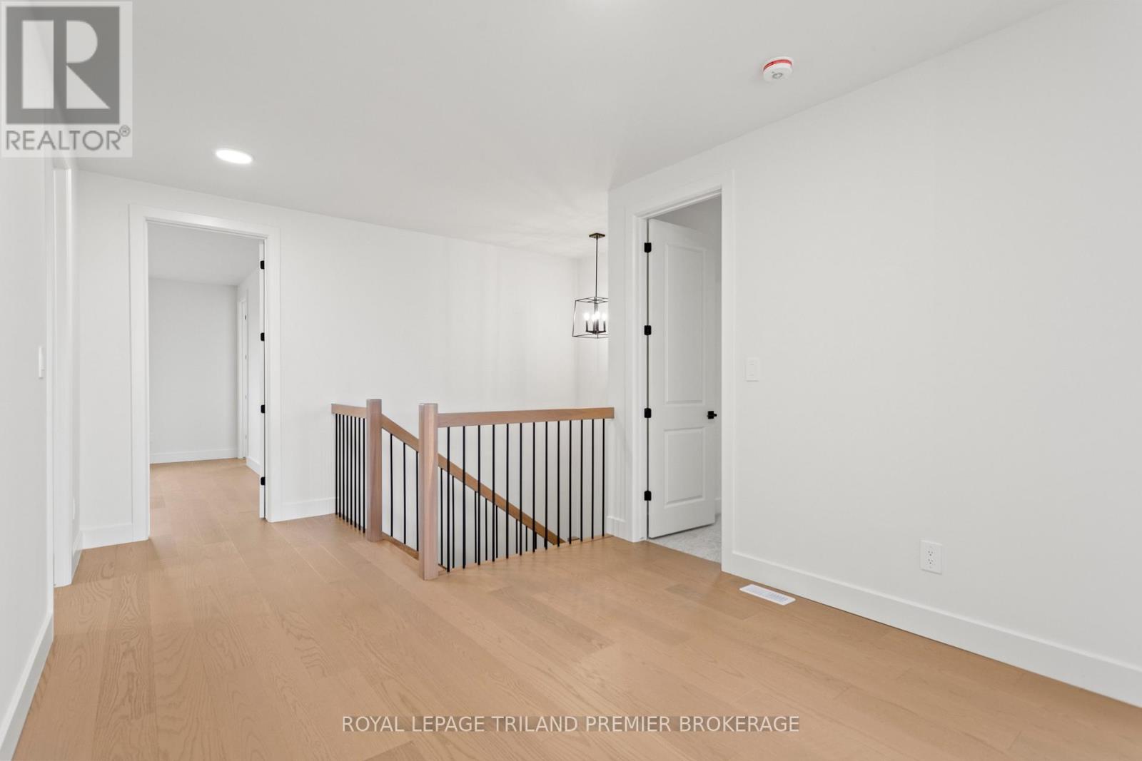 4197 Fallingbrook Road, London South, Ontario  N6P 0H8 - Photo 32 - X12852336