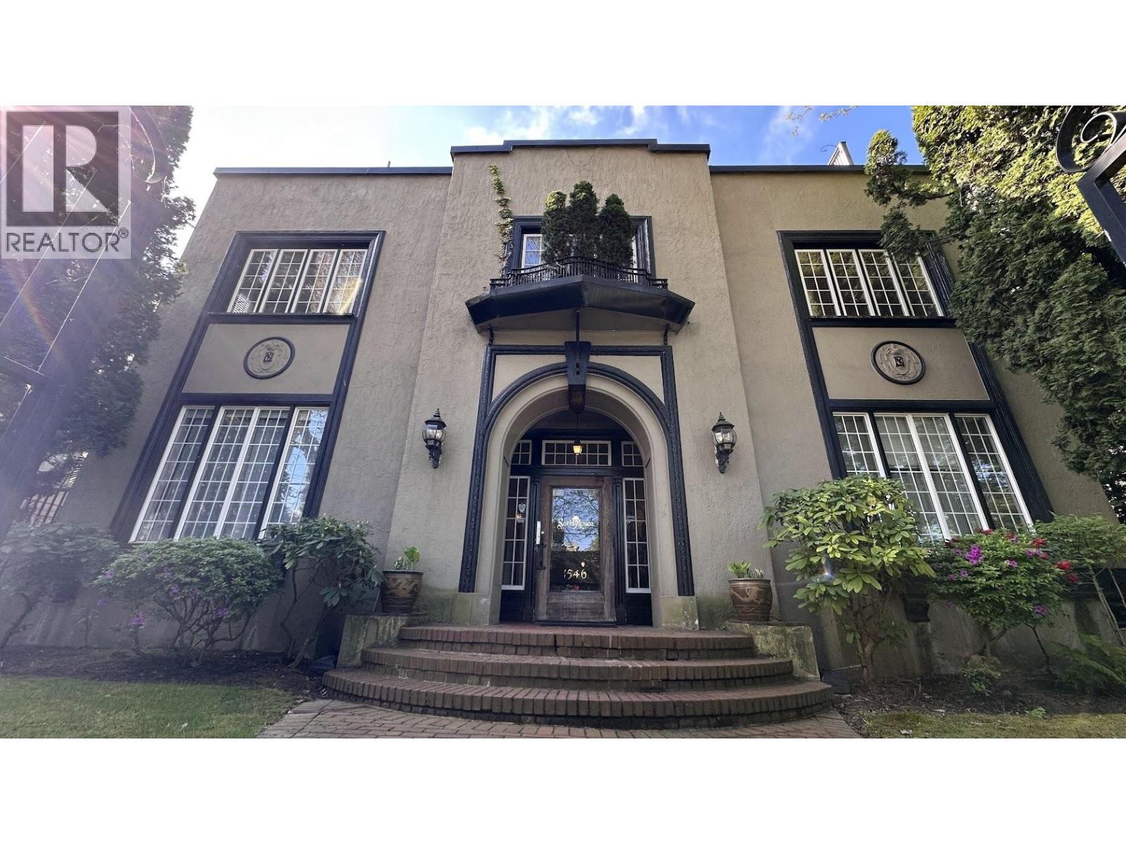 1546 W 12TH AVENUE, vancouver, British Columbia