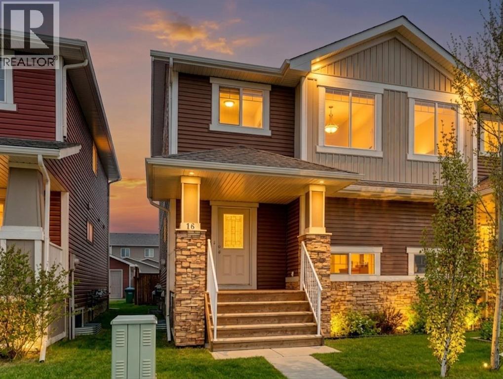 16 Fireside Way, Cochrane, Alberta