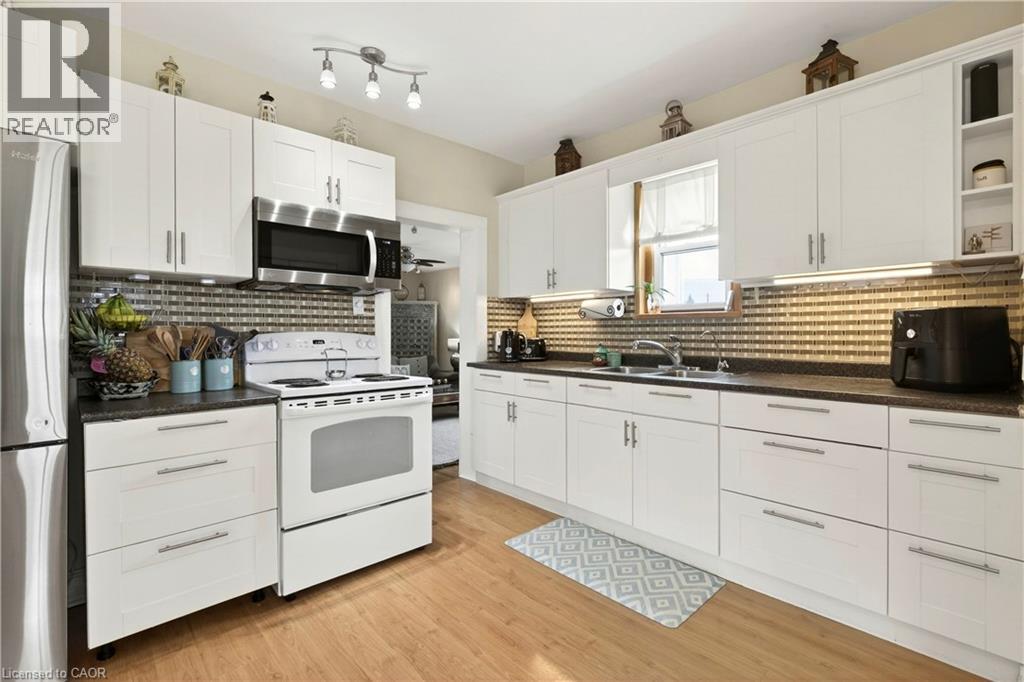 2330 Wilson Street W, Ancaster, Ontario  L0R 1A0 - Photo 6 - 40816914