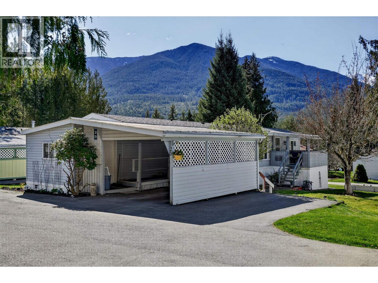 7126 Highway 3a Unit# 20, Nelson, British Columbia  V1L 6S3 - Photo 3 - 10385055