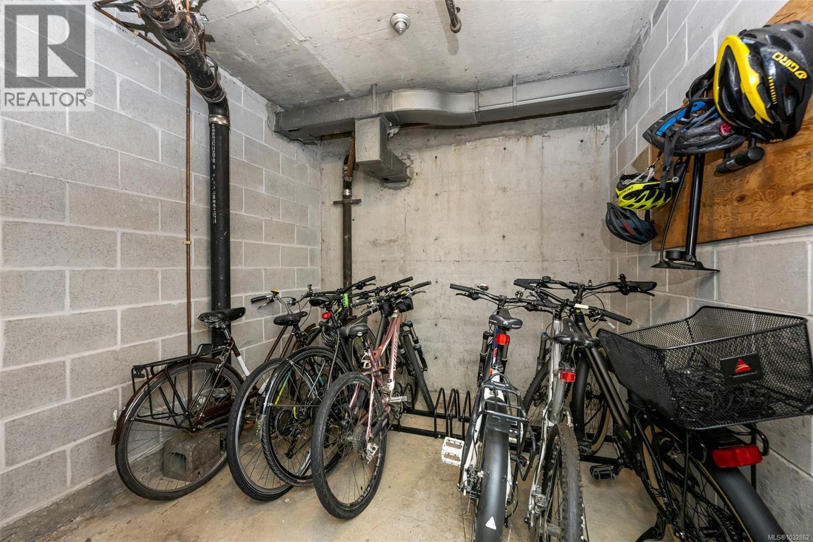 8 949 Cloverdale Ave, Saanich, British Columbia  V8X 2T4 - Photo 33 - 1032862