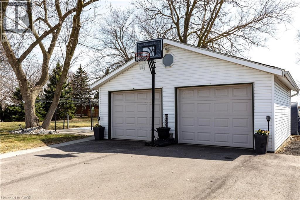 2330 Wilson Street W, Ancaster, Ontario  L0R 1A0 - Photo 31 - 40816914